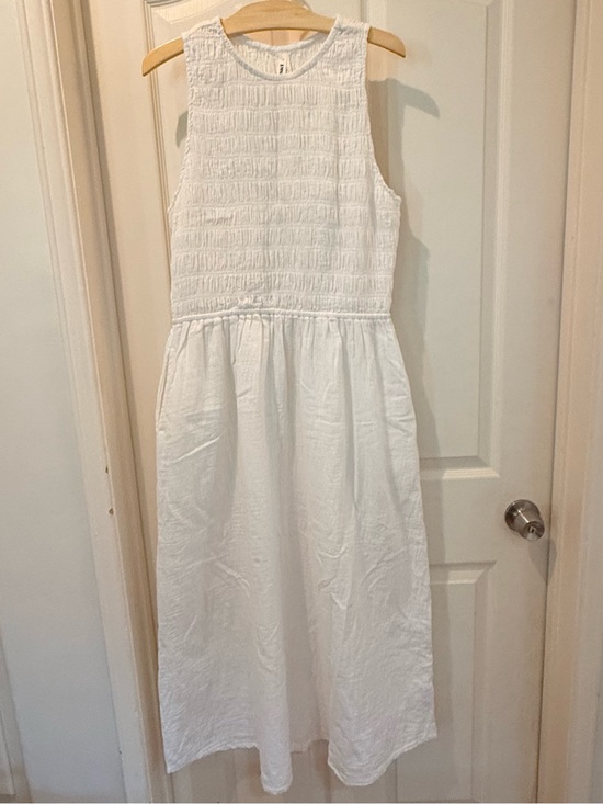 Pact Dresses & Skirts - ☁️☁️Pact Organic Cotton Coastal Double Gauze Smocked Dress size M☁️☁️